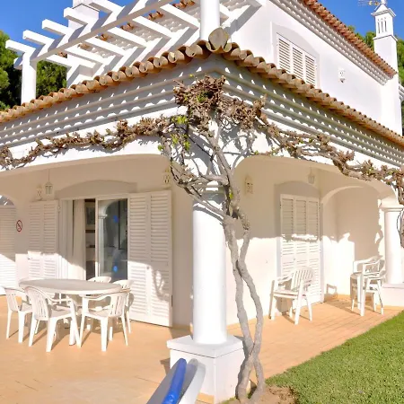 Casa de Férias Near Marina With Private Pool